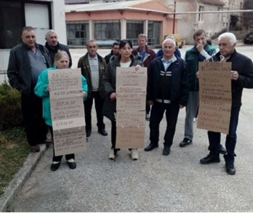 Najavili protest ispred Vlade