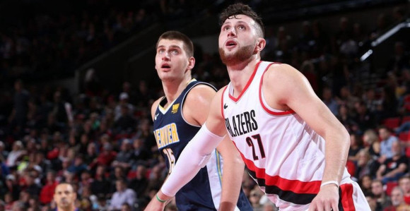 Трипл-дабл Јокића против Нуркића! Са Бјелицом за плеј-оф!