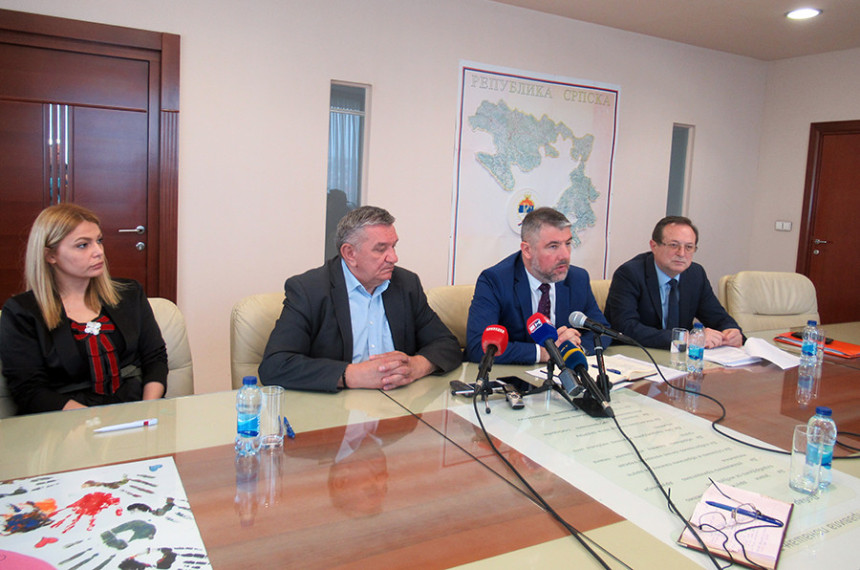 Нема повећања плата у здравству