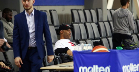 Lavar ponovo dotakao dno!