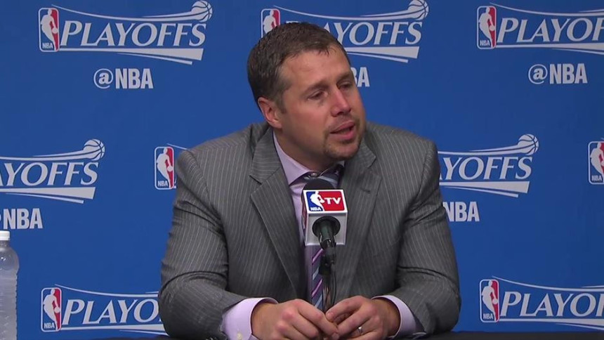 Divac: Dejv Jerger je novi trener Kingsa!