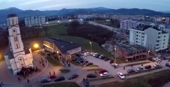 Sutra "Srpska pjeva herojima"
