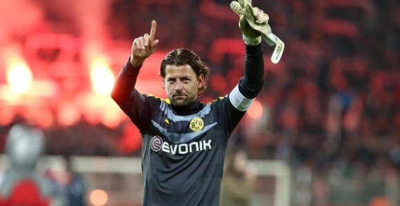 “Deda“ Roman još godinu dana u Dortmundu!