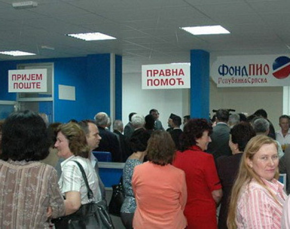 ПИО: Данас почиње исплата пензија за мај