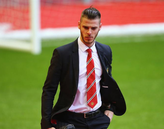 "De Hea primorao djevojku na seks sa saigračima"!