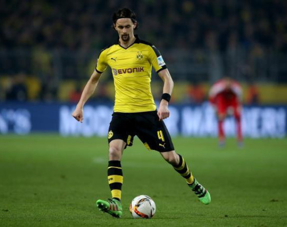 Subotić: Neću da me plaćaju dok sjedim na klupi!