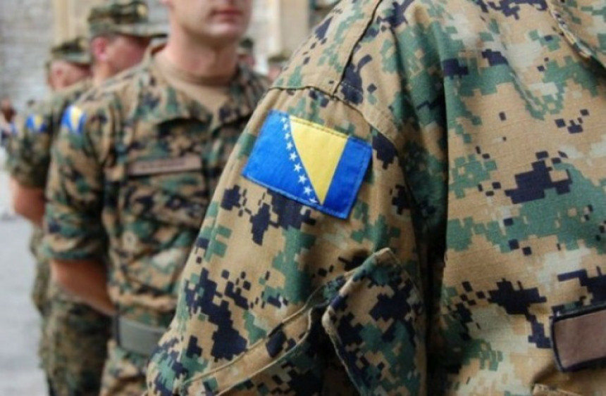 Милиони марака за топли оброк