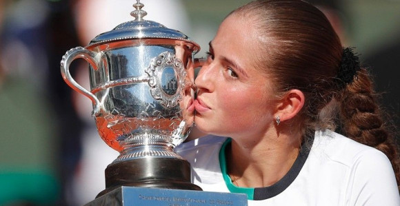 Senzacija: Ostapenko trijumfovala na Rolan Garosu!