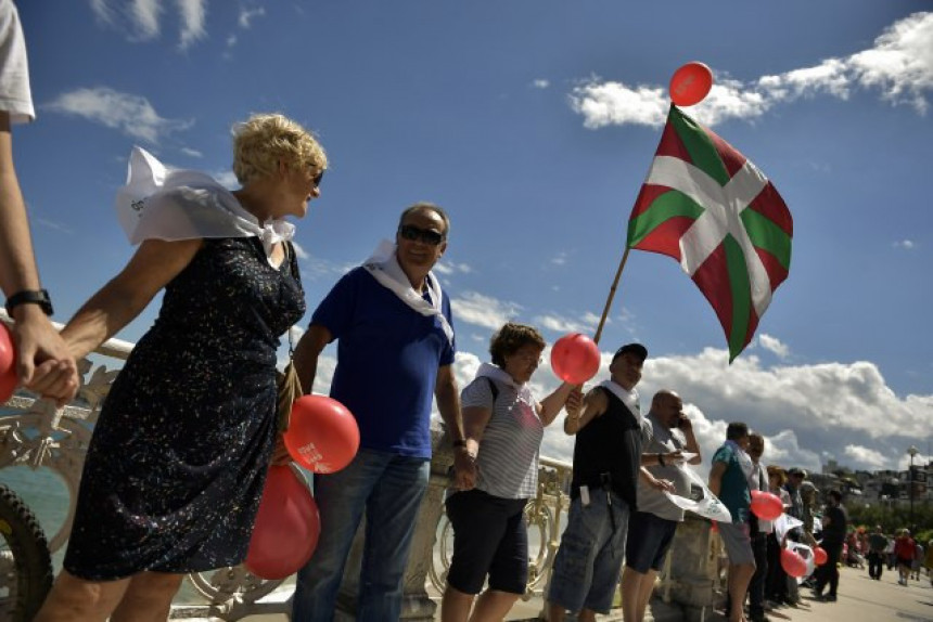 Baskija: 202 km "živog lanca"