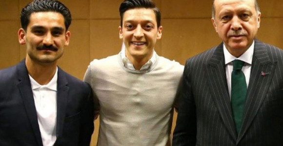 Oštro: Ozil i Gundogan da ne igraju na Mundijalu!