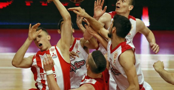 Zvezda na korak do titule - 2:0!