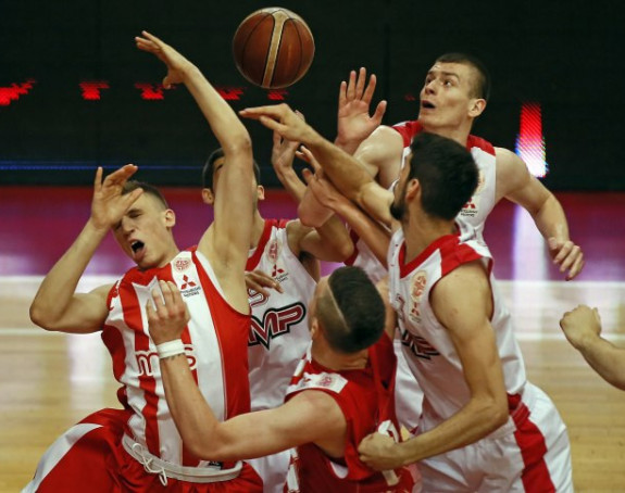 Zvezda na korak do titule - 2:0!