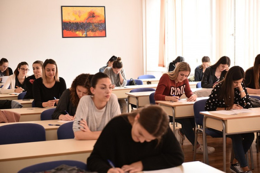 Drastičan pad broja studenata