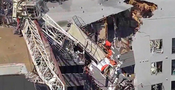 Stravično: Srušio se kran u Dalasu 