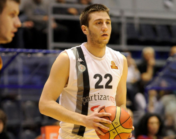 Čakarević ponovo u Partizanu?!