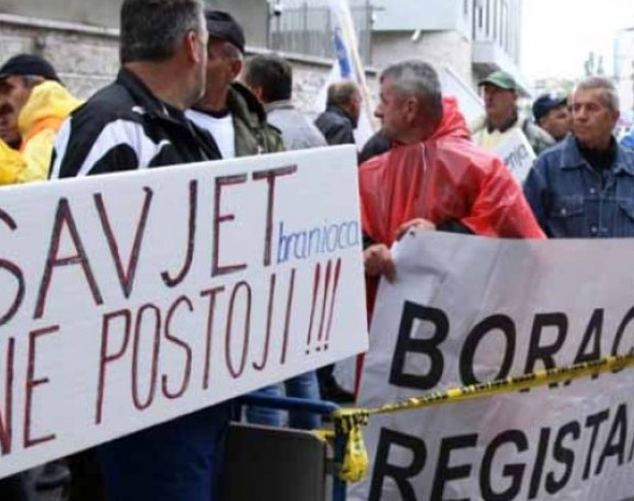 Usvojen zakon o pravima boraca 