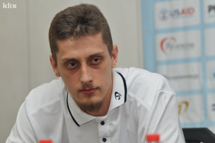Zvanično: Kenan Karahodžić stigao u Partizan!
