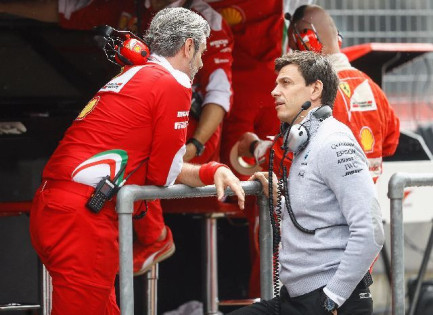 F1: Toto Volf, drhteći od Red Bula, strepi od Ferarija!