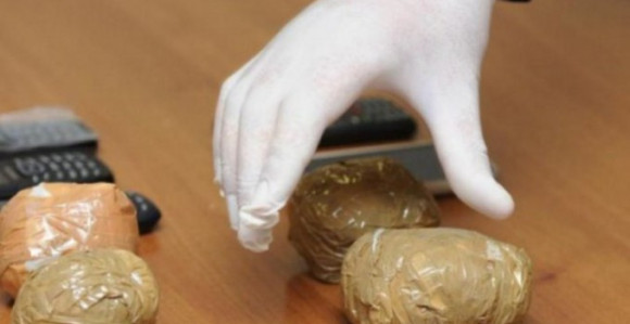 Zaplijenjeno oko kilogram heroina 