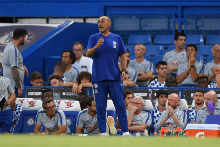 Sari: Azar i Vilijan ne mogu da idu sada!