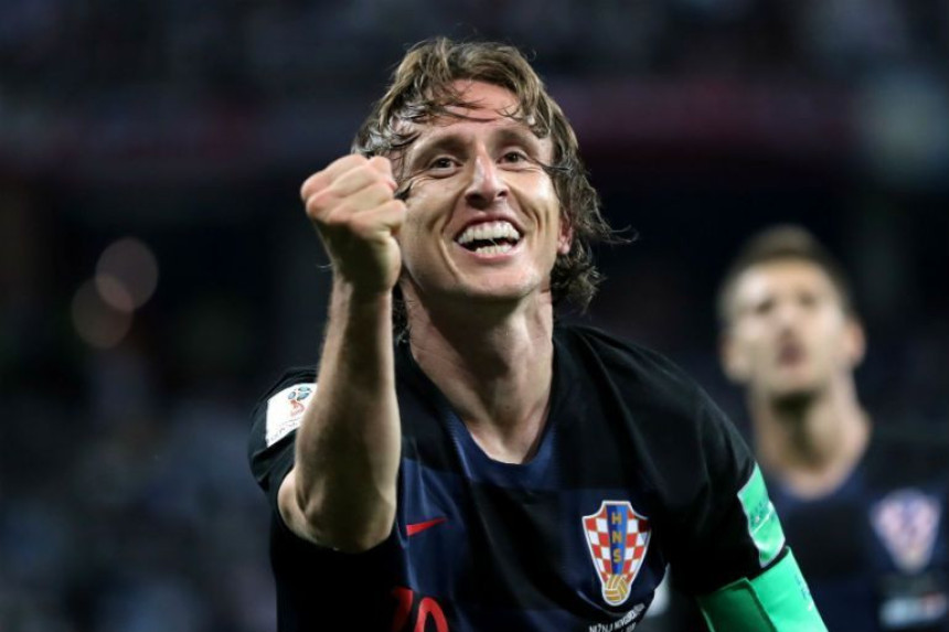 Madrid uglas: Modrić OSTAJE u Realu!