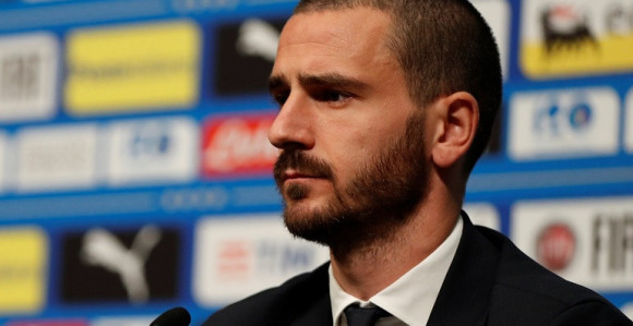 Bonučijevi nespretni odgovori po povratku u Torino...