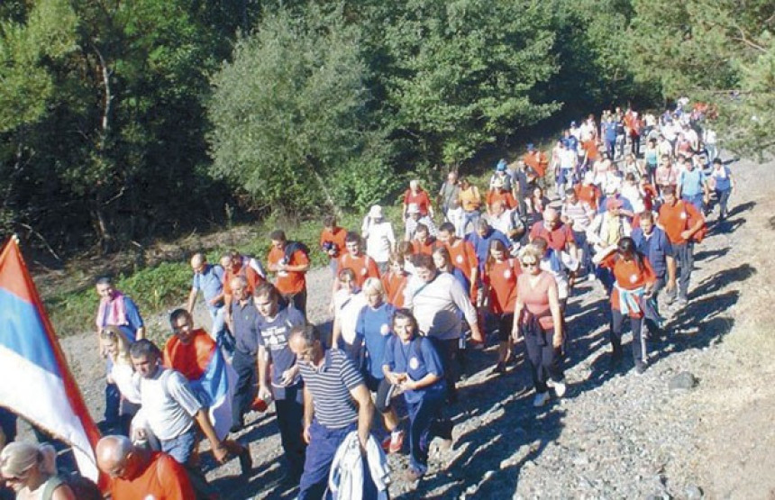 Ozren: Krenuo marš "Stazama egzodusa"