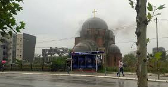 Podmetnut požar u hramu u Prištini