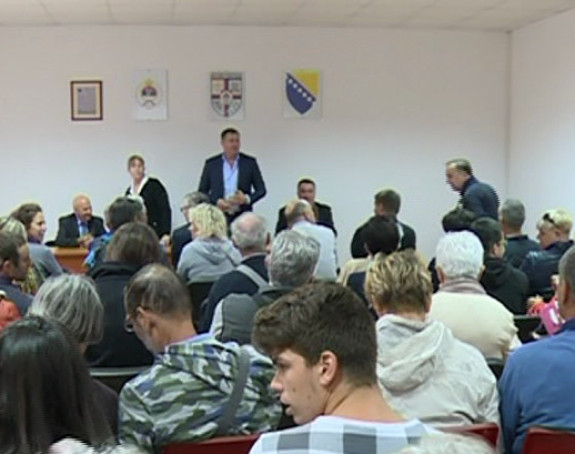 Saradnja: Istočni Stari Grad - Vićenca