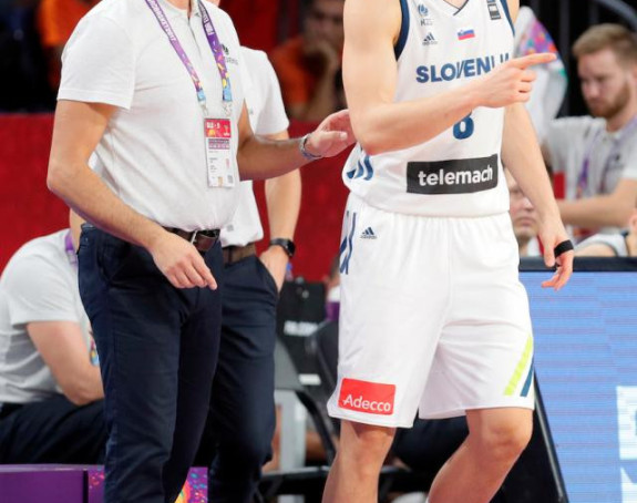 Murić: Navijam za Crnu Goru, Srbi biju, cijepaju!