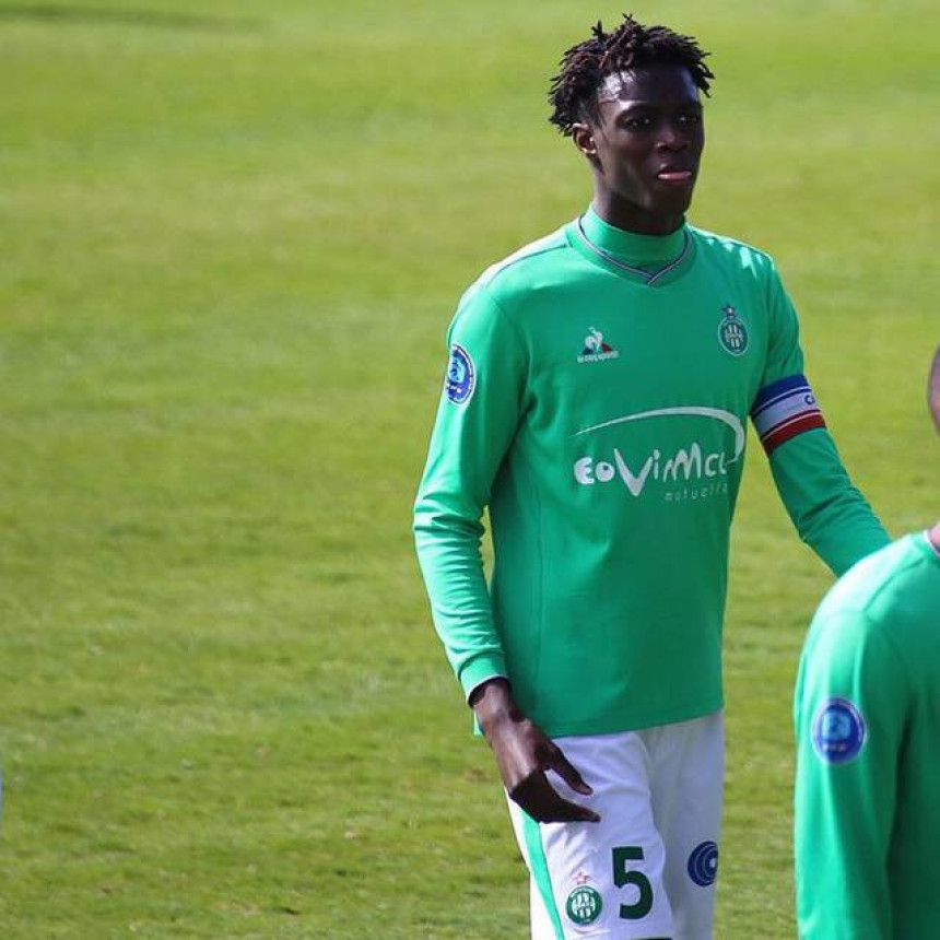 Tragedija - ubijen fudbaler Sent Etjena!