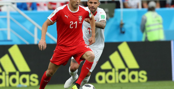 Matić kandidat za najbolji vezni red!