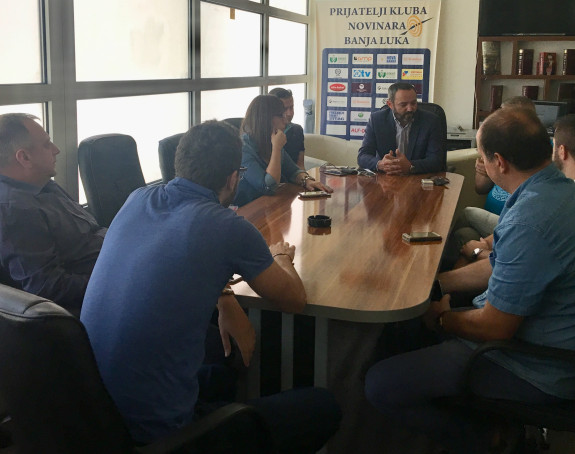 Naći nalogodavce i otkriti motiv
