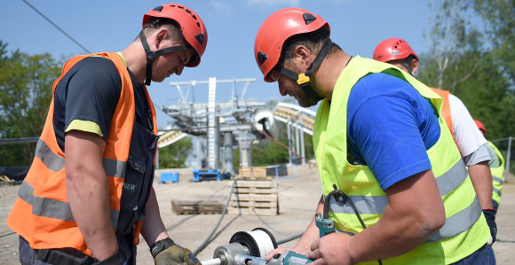 Nameti na mizernu radničku platu