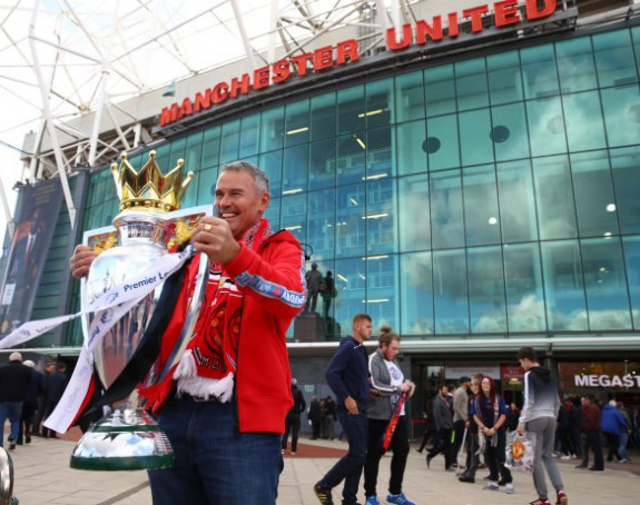 Junajted se muči na terenu, ali kasa je sve punija!