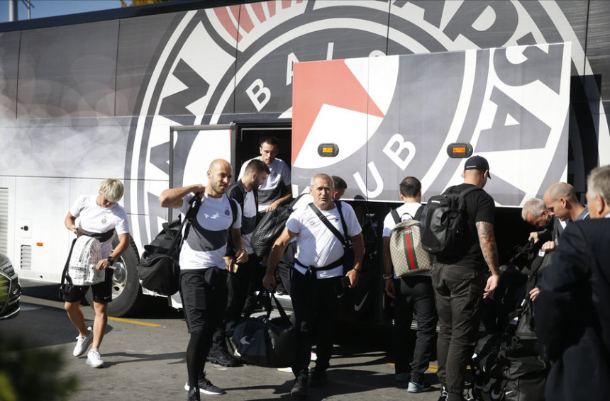 Partizan u etno-selu Stanišići!