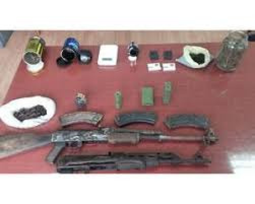 Pronađena droga, oružje, razni eksploziv