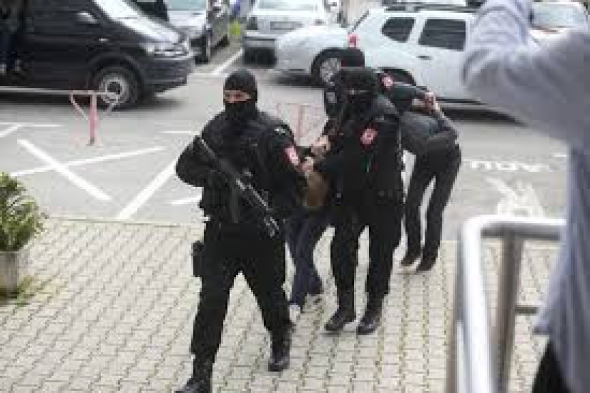 Policijska akcija "Klub 2" u BL nastavljena