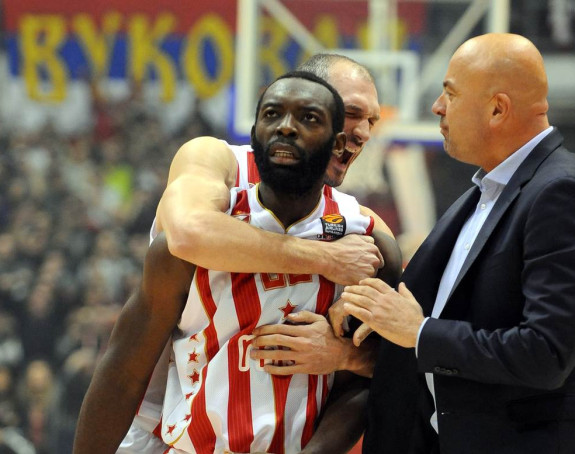EL: Arena će "grmiti" da Dženkins ponovi onaj šut!