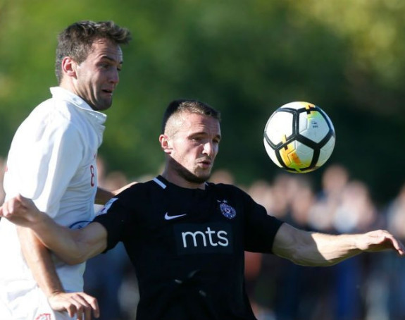 Priča: Halejeva kometa iznad Topčiderskog brda...