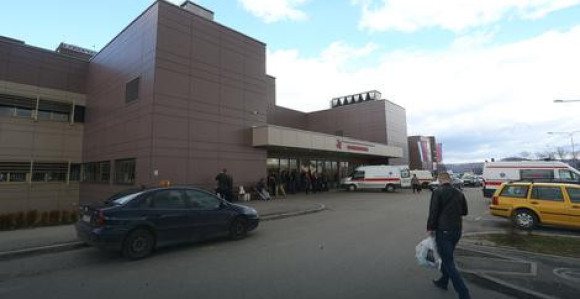 Za stolicu 45 maraka po danu