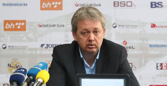 Pape: Zbog "Švabe", neka selektor bude Amar Osim!