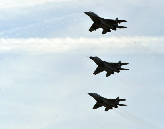 Spektakl: "Grmi" Vojska Srbije! 