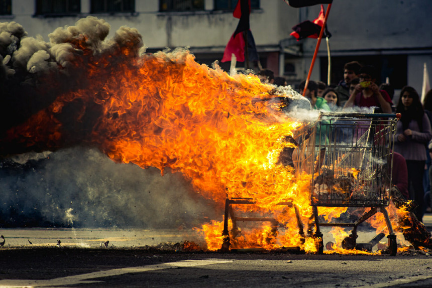 Нереди у Боливији: Моралес зове папу Фрању