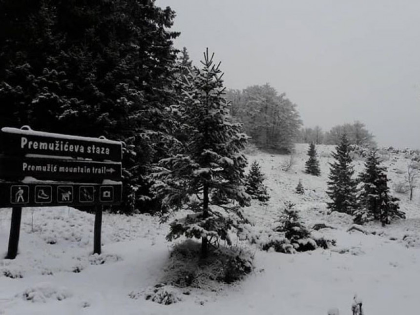 Dolazi zima: Snijeg pada i u Dalmaciji