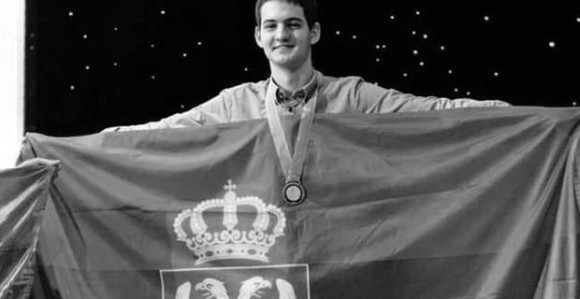 Za Mihajlom (22) trodnevna žalost na Kembridžu