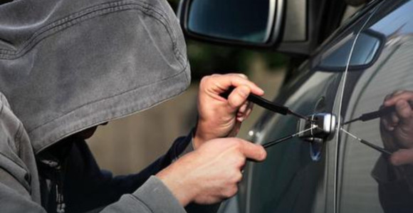 U BiH godišnje nestane hiljadu automobila