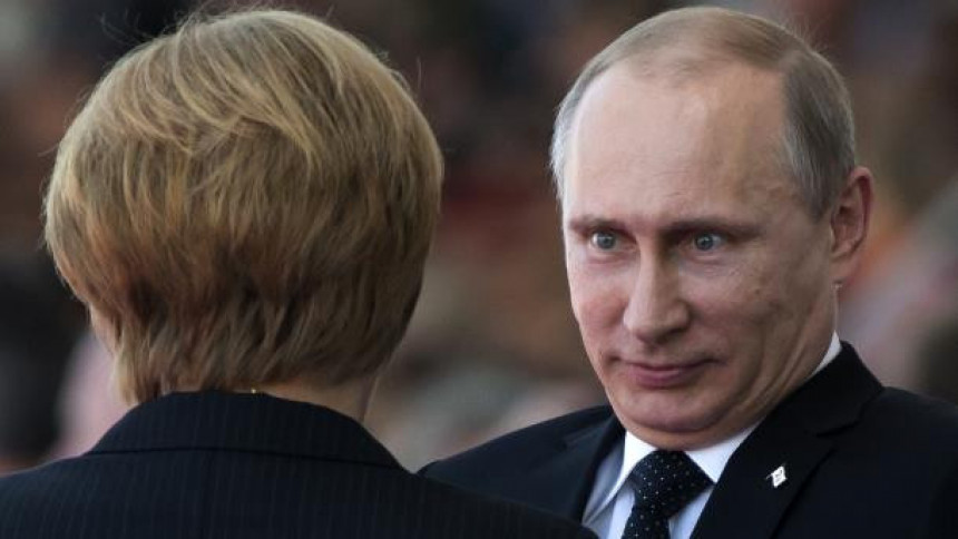 Како је Путин уплашио Ангелу Меркел?