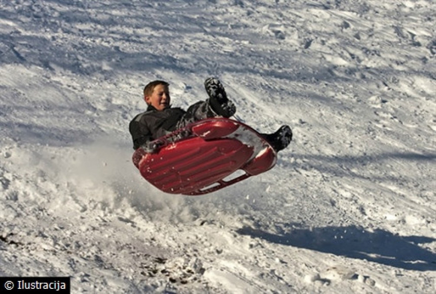 Tragedija: Dječak poginuo na sankanju