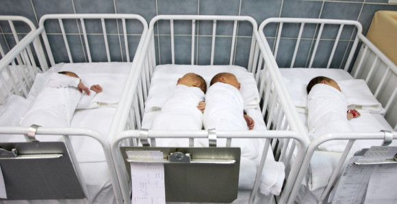 U BiH više umrlih nego rođenih!